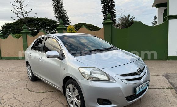Nunua Ilio tumika Toyota Belta Fedha Gari ndani ya Maputo nchini Maputo