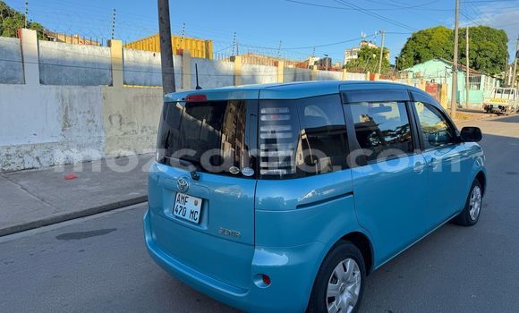 Nunua Ilio tumika Toyota Sienta Bluu Gari ndani ya Maputo nchini Maputo