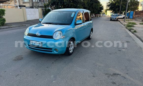 Tenga Tsaru Toyota Sienta Bhuruu Mota in Maputo in Maputo Tenga Tsaru Toyota Sienta Bhuruu Mota in Maputo in Maputo