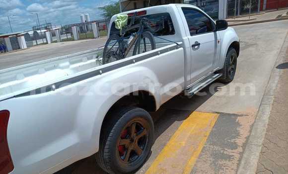 Buy Used Isuzu D-MAX White Car in Maputo in Maputo Buy Used Isuzu D-MAX White Car in Maputo in Maputo