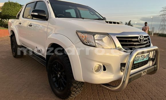 Comprar Usado Toyota Hilux Branco Carro em Maputo em Maputo Comprar Usado Toyota Hilux Branco Carro em Maputo em Maputo