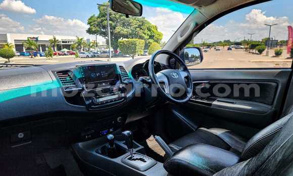 Tenga Tsaru Toyota Hilux Chena Mota in Maputo in Maputo Tenga Tsaru Toyota Hilux Chena Mota in Maputo in Maputo