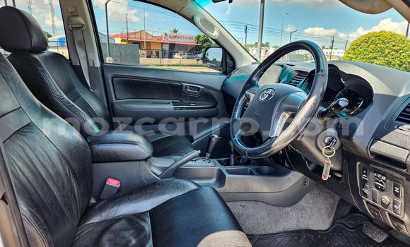 Nunua Mpya Toyota Hilux Nyeupe Gari ndani ya Maputo nchini Maputo Nunua Mpya Toyota Hilux Nyeupe Gari ndani ya Maputo nchini Maputo