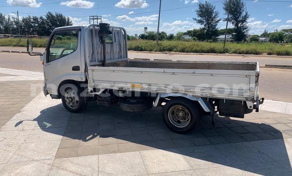 Tenga Tsaru Toyota Dyna Chena Mota in Maputo in Maputo Tenga Tsaru Toyota Dyna Chena Mota in Maputo in Maputo