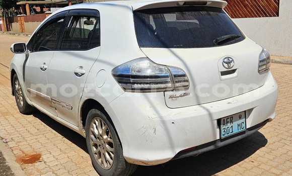 Tenga Tsaru Toyota Blade Chena Mota in Maputo in Maputo Tenga Tsaru Toyota Blade Chena Mota in Maputo in Maputo