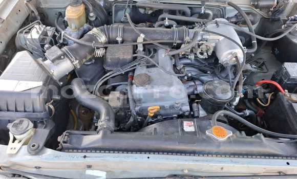 Comprar Usado Toyota Hilux Prata Carro em Maputo em Maputo Comprar Usado Toyota Hilux Prata Carro em Maputo em Maputo