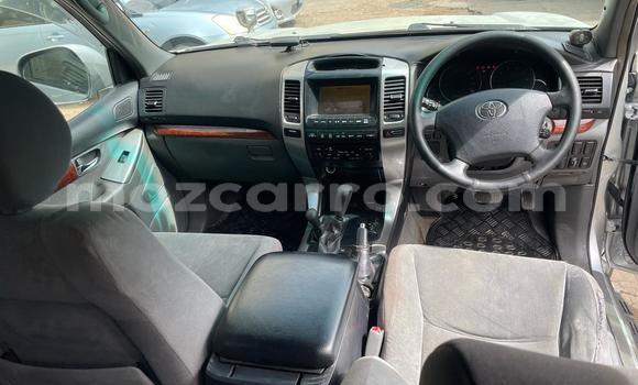 Nunua Ilio tumika Toyota Land Cruiser Prado Nyeusi Gari ndani ya Maputo nchini Maputo Nunua Ilio tumika Toyota Land Cruiser Prado Nyeusi Gari ndani ya Maputo nchini Maputo