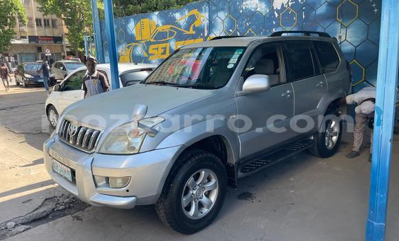 Nunua Ilio tumika Toyota Land Cruiser Prado Nyeusi Gari ndani ya Maputo nchini Maputo Nunua Ilio tumika Toyota Land Cruiser Prado Nyeusi Gari ndani ya Maputo nchini Maputo