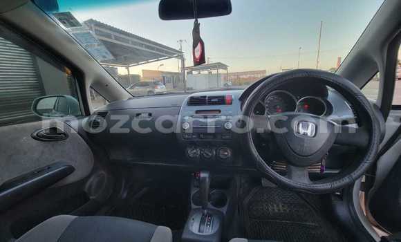 Buy Used Honda Fit White Car in Maputo in Maputo Buy Used Honda Fit White Car in Maputo in Maputo