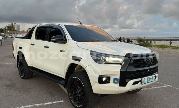 Tenga Tsaru Toyota Hilux Chena Mota in Maputo in Maputo Tenga Tsaru Toyota Hilux Chena Mota in Maputo in Maputo