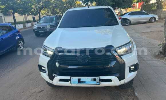 Comprar Usado Toyota Hilux Branco Carro em Maputo em Maputo Comprar Usado Toyota Hilux Branco Carro em Maputo em Maputo