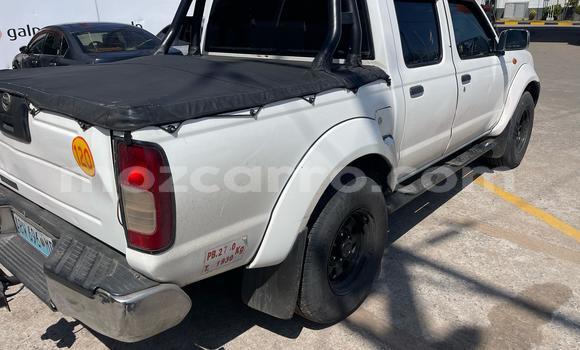 Tenga Tsaru Nissan Hardbody Chena Mota in Maputo in Maputo Tenga Tsaru Nissan Hardbody Chena Mota in Maputo in Maputo