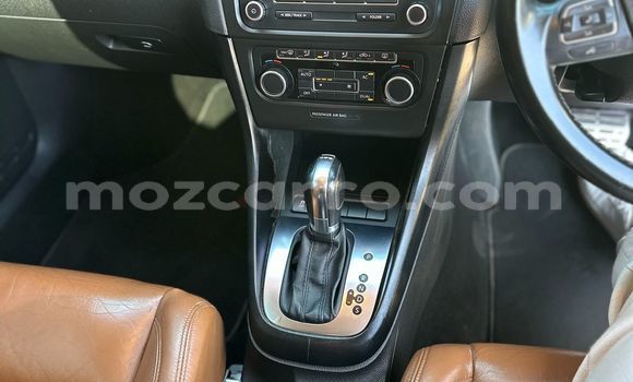 Nunua Ilio tumika Volkswagen Golf Nyeupe Gari ndani ya Maputo nchini Maputo Nunua Ilio tumika Volkswagen Golf Nyeupe Gari ndani ya Maputo nchini Maputo