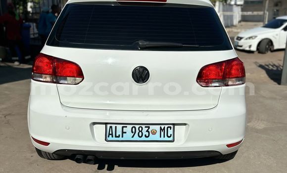 Comprar Usado Volkswagen Golf Branco Carro em Maputo em Maputo Comprar Usado Volkswagen Golf Branco Carro em Maputo em Maputo