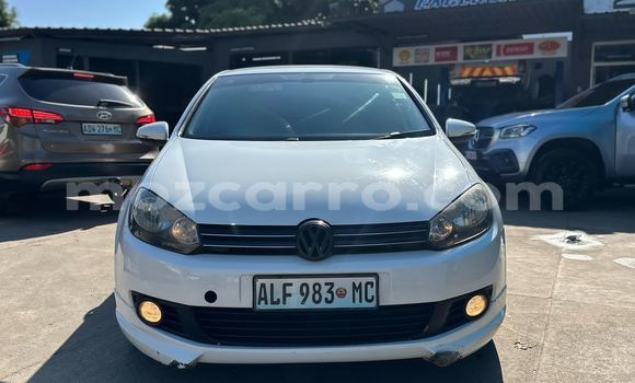 Comprar Usado Volkswagen Golf Branco Carro em Maputo em Maputo Comprar Usado Volkswagen Golf Branco Carro em Maputo em Maputo
