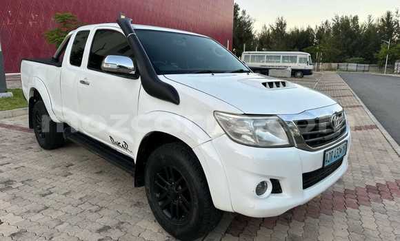Tenga Tsaru Toyota Hilux Chena Mota in Maputo in Maputo Tenga Tsaru Toyota Hilux Chena Mota in Maputo in Maputo
