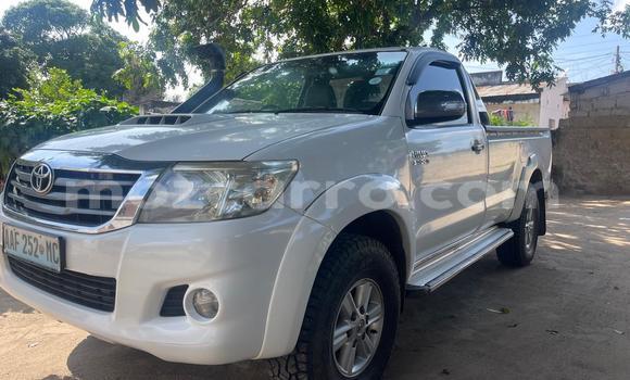 Tenga Tsaru Toyota Hilux Chena Mota in Maputo in Maputo Tenga Tsaru Toyota Hilux Chena Mota in Maputo in Maputo