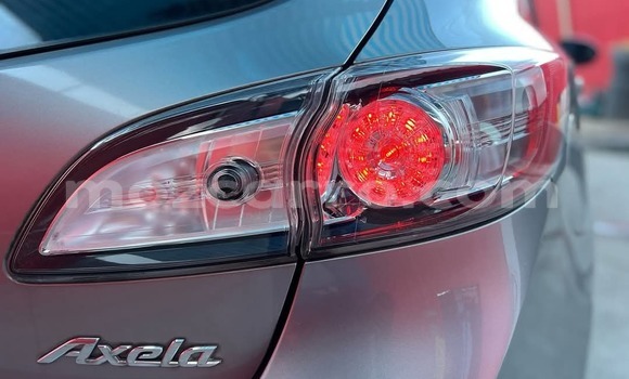 Tenga Tsaru Mazda Axela Zvimwe Mota in Maputo in Maputo Tenga Tsaru Mazda Axela Zvimwe Mota in Maputo in Maputo