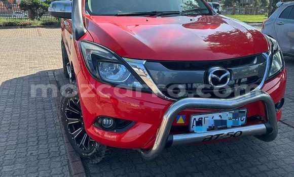 Tenga Tsaru Mazda BT-50 Tsvuku Mota in Maputo in Maputo Tenga Tsaru Mazda BT-50 Tsvuku Mota in Maputo in Maputo