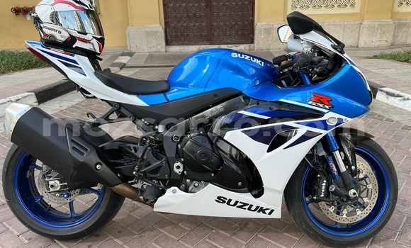 Comprar Usado Suzuki GSX-R Azul Moto em Maputo em Maputo Comprar Usado Suzuki GSX-R Azul Moto em Maputo em Maputo