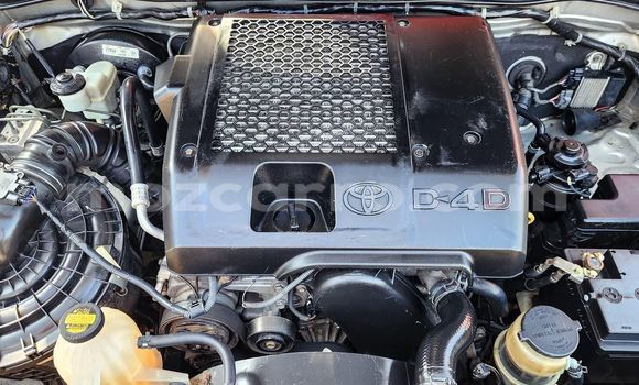 Buy Used Toyota Hilux Silver Car in Maputo in Maputo Buy Used Toyota Hilux Silver Car in Maputo in Maputo