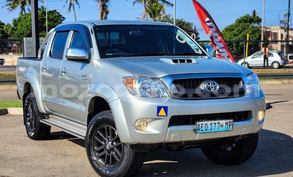 Buy Used Toyota Hilux Silver Car in Maputo in Maputo Buy Used Toyota Hilux Silver Car in Maputo in Maputo