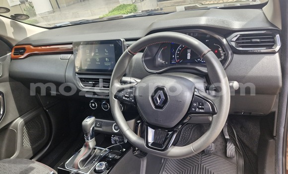 Nunua Ilio tumika Renault Kangoo Brown Gari ndani ya Maputo nchini Maputo Nunua Ilio tumika Renault Kangoo Brown Gari ndani ya Maputo nchini Maputo