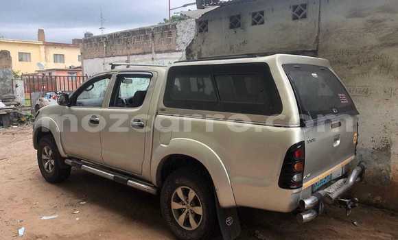 Buy Used Toyota Hilux Silver Car in Maputo in Maputo Buy Used Toyota Hilux Silver Car in Maputo in Maputo