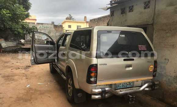 Buy Used Toyota Hilux Silver Car in Maputo in Maputo Buy Used Toyota Hilux Silver Car in Maputo in Maputo