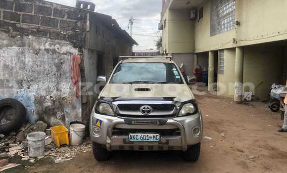 Buy Used Toyota Hilux Silver Car in Maputo in Maputo Buy Used Toyota Hilux Silver Car in Maputo in Maputo