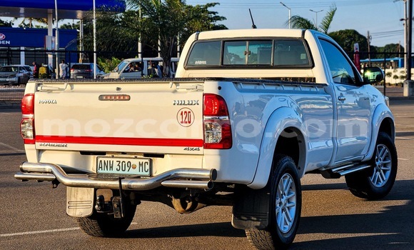 Tenga Tsaru Toyota Hilux Chena Mota in Maputo in Maputo Tenga Tsaru Toyota Hilux Chena Mota in Maputo in Maputo