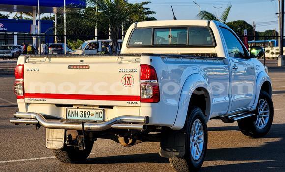 Buy New Toyota Hilux White Car in Maputo in Maputo Buy New Toyota Hilux White Car in Maputo in Maputo
