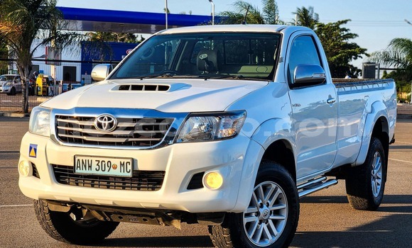 Comprar Usado Toyota Hilux Branco Carro em Maputo em Maputo Comprar Usado Toyota Hilux Branco Carro em Maputo em Maputo