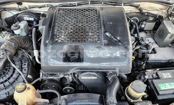 Comprar Usado Toyota Hilux Branco Carro em Maputo em Maputo Comprar Usado Toyota Hilux Branco Carro em Maputo em Maputo