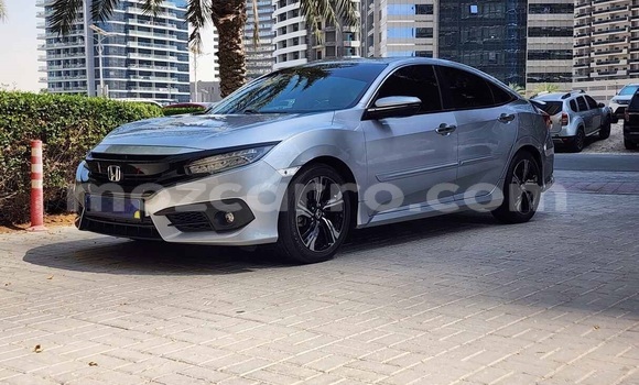 Comprar Usado Honda Civic Branco Carro em Maputo em Maputo