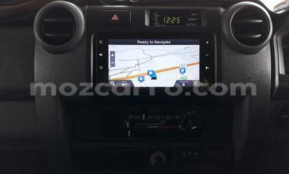 Nunua Ilio tumika Toyota Land Cruiser Beige Gari ndani ya Maputo nchini Maputo Nunua Ilio tumika Toyota Land Cruiser Beige Gari ndani ya Maputo nchini Maputo