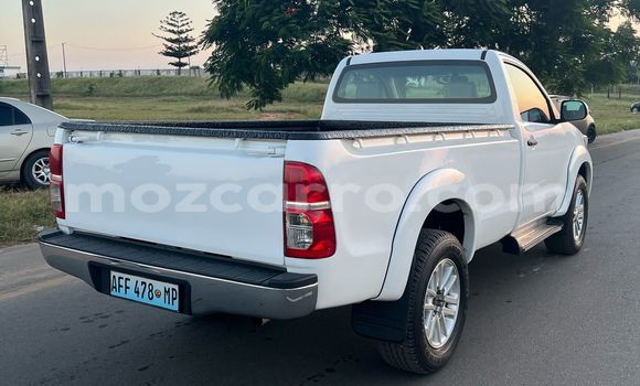 Tenga Tsaru Toyota Hilux Chena Mota in Maputo in Maputo Tenga Tsaru Toyota Hilux Chena Mota in Maputo in Maputo