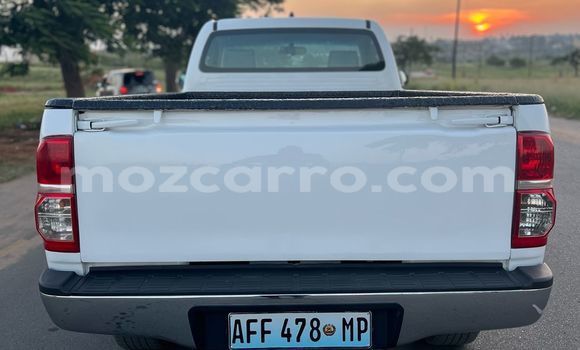 Tenga Tsaru Toyota Hilux Chena Mota in Maputo in Maputo Tenga Tsaru Toyota Hilux Chena Mota in Maputo in Maputo