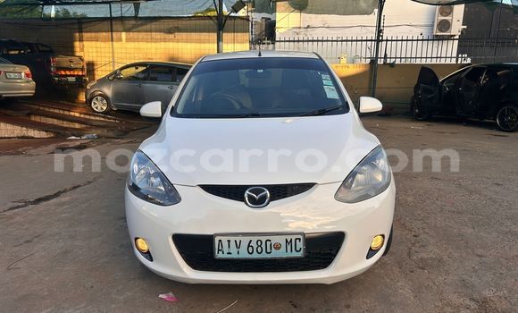 Comprar Usado Mazda Demio Branco Carro em Maputo em Maputo Comprar Usado Mazda Demio Branco Carro em Maputo em Maputo