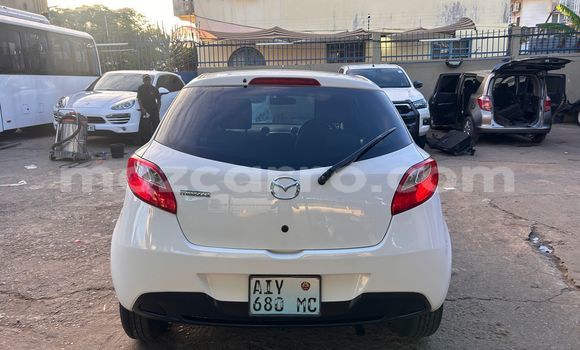Comprar Usado Mazda Demio Branco Carro em Maputo em Maputo Comprar Usado Mazda Demio Branco Carro em Maputo em Maputo