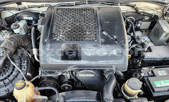 Tenga Tsaru Toyota Hilux Chena Mota in Maputo in Maputo Tenga Tsaru Toyota Hilux Chena Mota in Maputo in Maputo