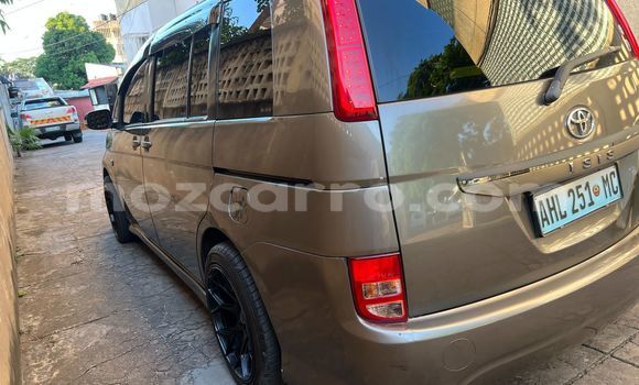 Buy Used Toyota ISis Brown Car in Maputo in Maputo Buy Used Toyota ISis Brown Car in Maputo in Maputo