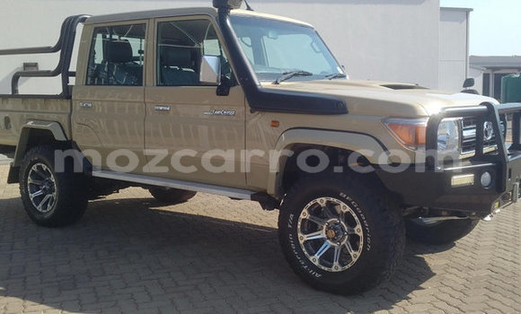 Nunua Ilio tumika Toyota Land Cruiser Beige Gari ndani ya Maputo nchini Maputo Nunua Ilio tumika Toyota Land Cruiser Beige Gari ndani ya Maputo nchini Maputo