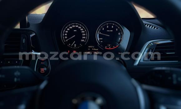 Comprar Novo BMW 3-Series Branco Carro em Maputo em Maputo Comprar Novo BMW 3-Series Branco Carro em Maputo em Maputo