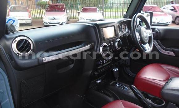 Nunua Ilio tumika Jeep Wrangler Kijani Gari ndani ya Maputo nchini Maputo Nunua Ilio tumika Jeep Wrangler Kijani Gari ndani ya Maputo nchini Maputo