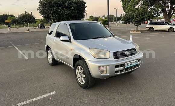 Comprar Usado Toyota RAV4 Bege Carro em Maputo em Maputo Comprar Usado Toyota RAV4 Bege Carro em Maputo em Maputo