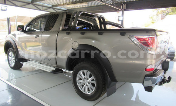 Nunua Ilio tumika Mazda BT-50 Nyingine Gari ndani ya Maputo nchini Maputo Nunua Ilio tumika Mazda BT-50 Nyingine Gari ndani ya Maputo nchini Maputo