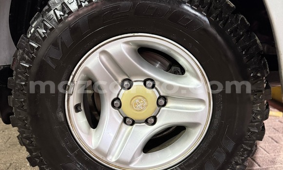 Tenga Tsaru Toyota Land Cruiser Prado Sirivha Mota in Maputo in Maputo Tenga Tsaru Toyota Land Cruiser Prado Sirivha Mota in Maputo in Maputo