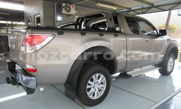 Nunua Ilio tumika Mazda BT-50 Nyingine Gari ndani ya Maputo nchini Maputo Nunua Ilio tumika Mazda BT-50 Nyingine Gari ndani ya Maputo nchini Maputo