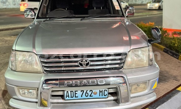 Tenga Tsaru Toyota Land Cruiser Prado Sirivha Mota in Maputo in Maputo Tenga Tsaru Toyota Land Cruiser Prado Sirivha Mota in Maputo in Maputo